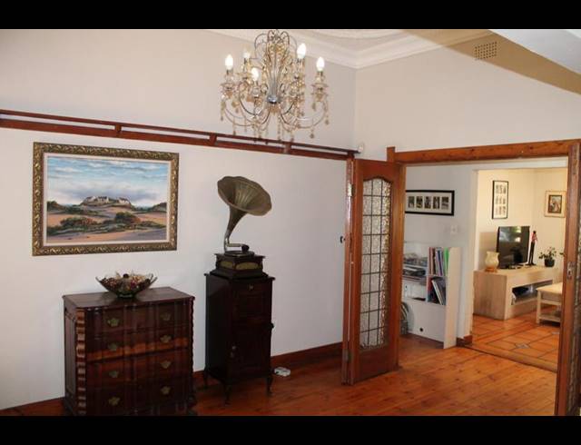 6 BEDROOM HOUSE FOR SALE IN KENSINGTON